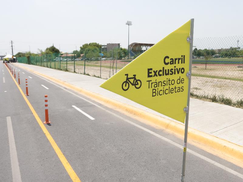 El tramo inaugurado, que comprende 2.4 kilómetros de distancia, complementa a los cerca de 8 kilómetros de ciclovías del circuito oriente