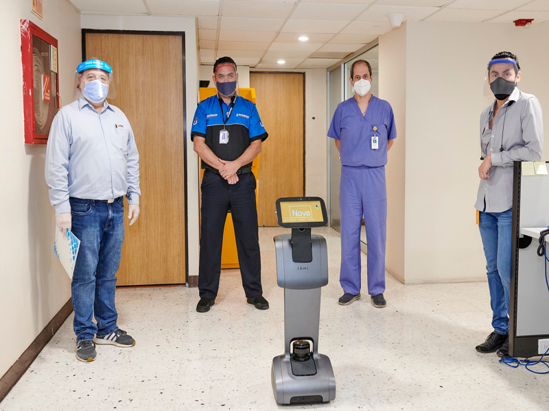 Este robot, que se desplaza de manera autónoma, recorrerá las diferentes áreas del Hospital Clínica Nova, así como el Hospital Comunitario Ternium