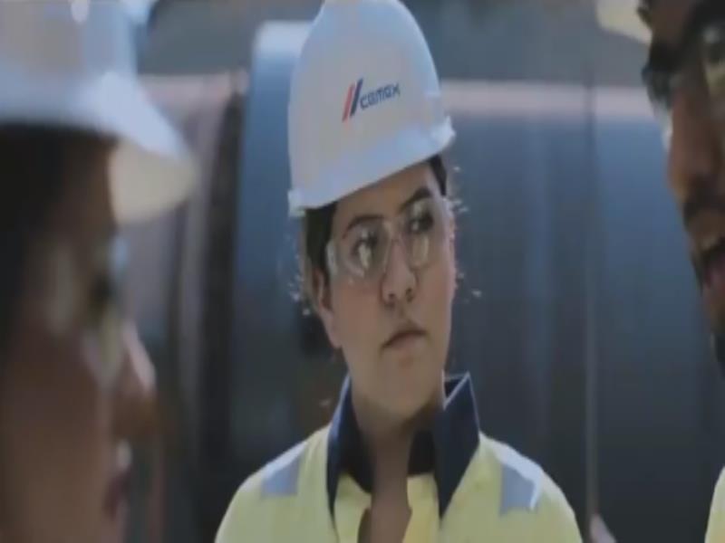 CEMEX trabaja globalmente con diferentes instituciones para implementar iniciativas con el objetivo común de promover la educación, fomentar emprendedurismo social, y proveer herramientas para el empoderamiento de la mujer CEMEX trabaja globalmente con diferentes instituciones para implementar iniciativas con el objetivo común de promover la educación, fomentar emprendedurismo social, y proveer herramientas para el empoderamiento de la mujer